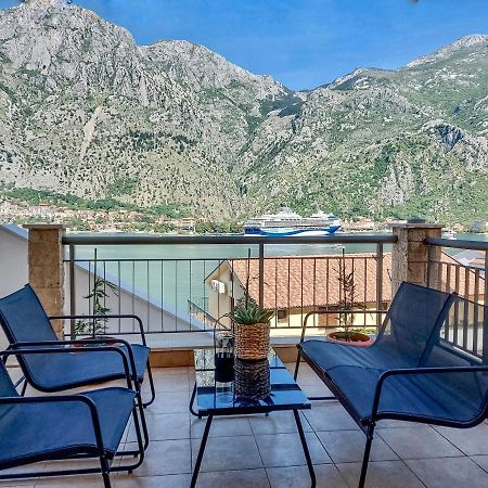 J&M Apartment Kotor Exteriér fotografie