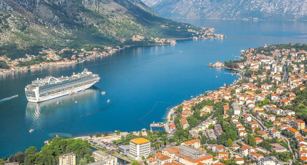 J&M Apartment Kotor Exteriér fotografie